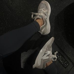 New Balance 5740 size 7W  WORN TWICE